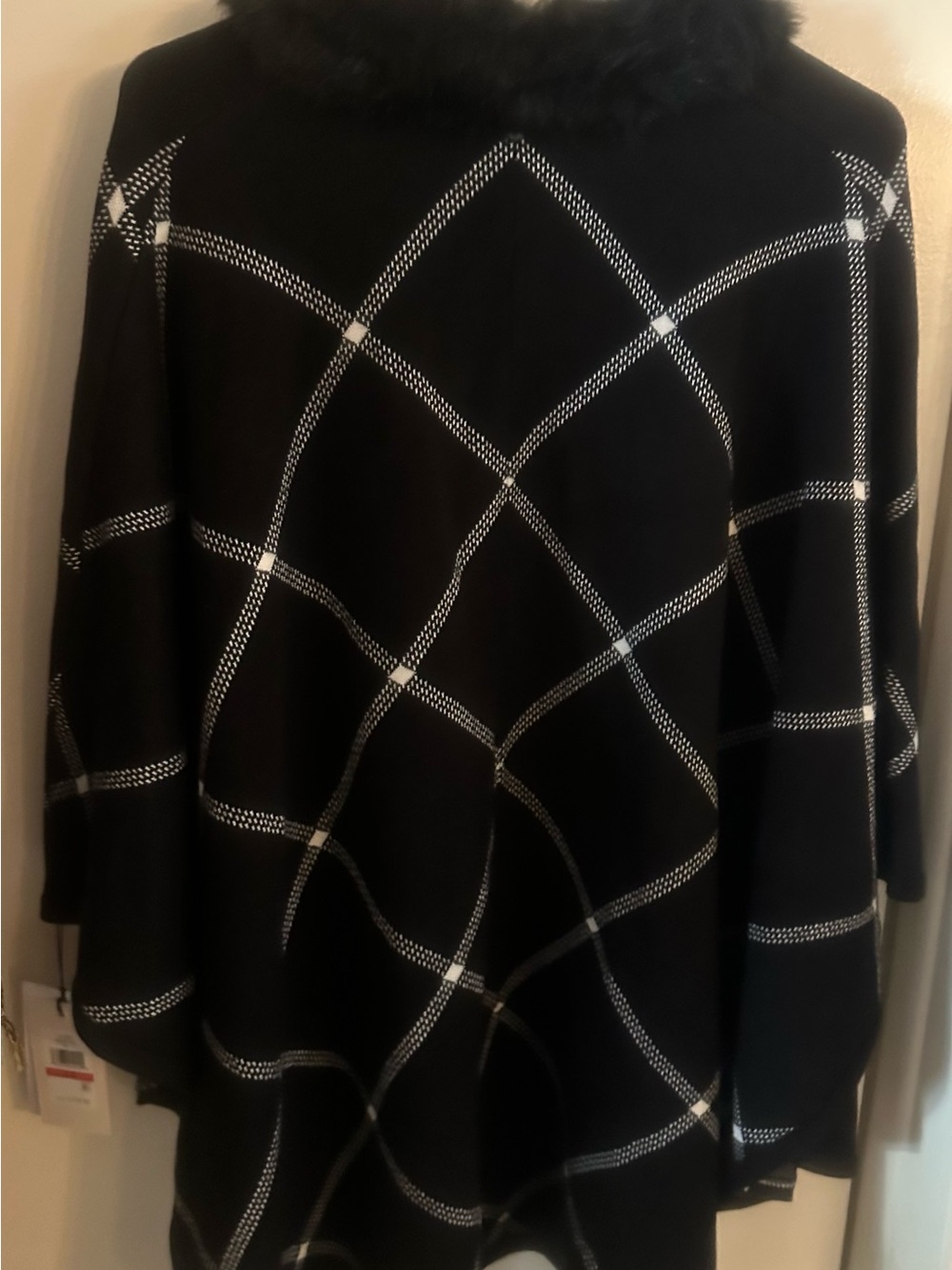 Ivanka Trump Black and White Windowpane Poncho with Faux Fur Colla my - Picture 2 of 4